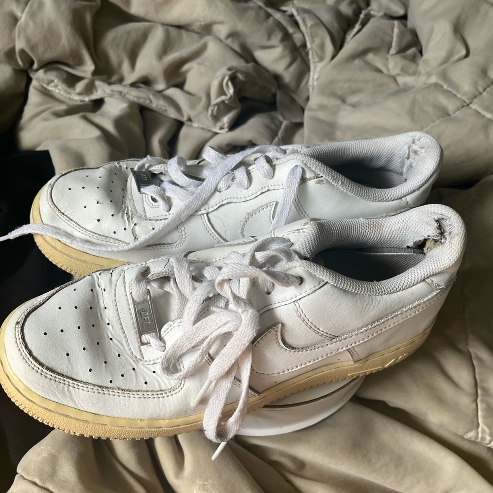 USED Nike air force 1 womens